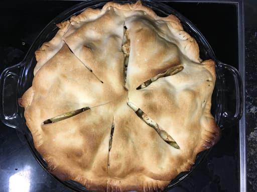 Classic American Apple Pie