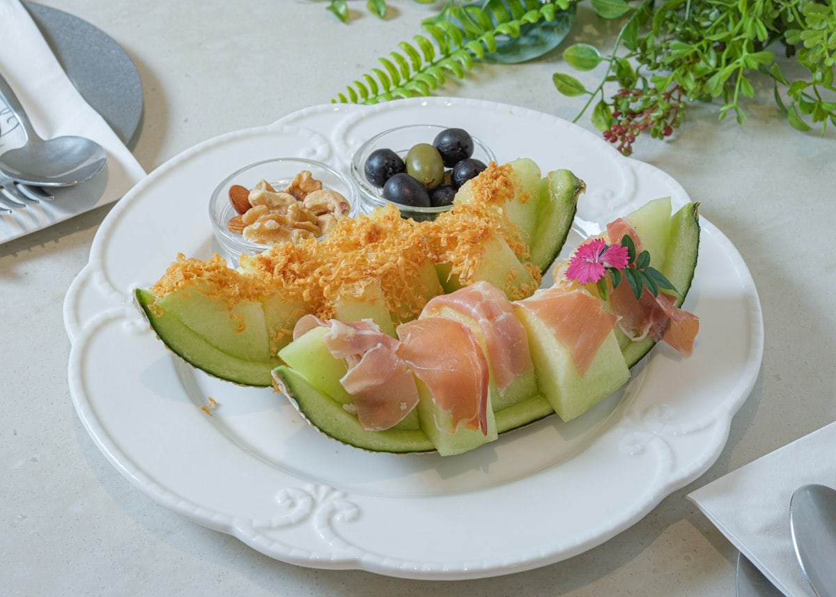 Keto Cucumber Roll-Ups with Salmon